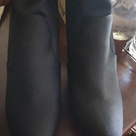 Boots - Picture 2 of 2